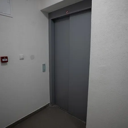 Aura شقة سراييفو